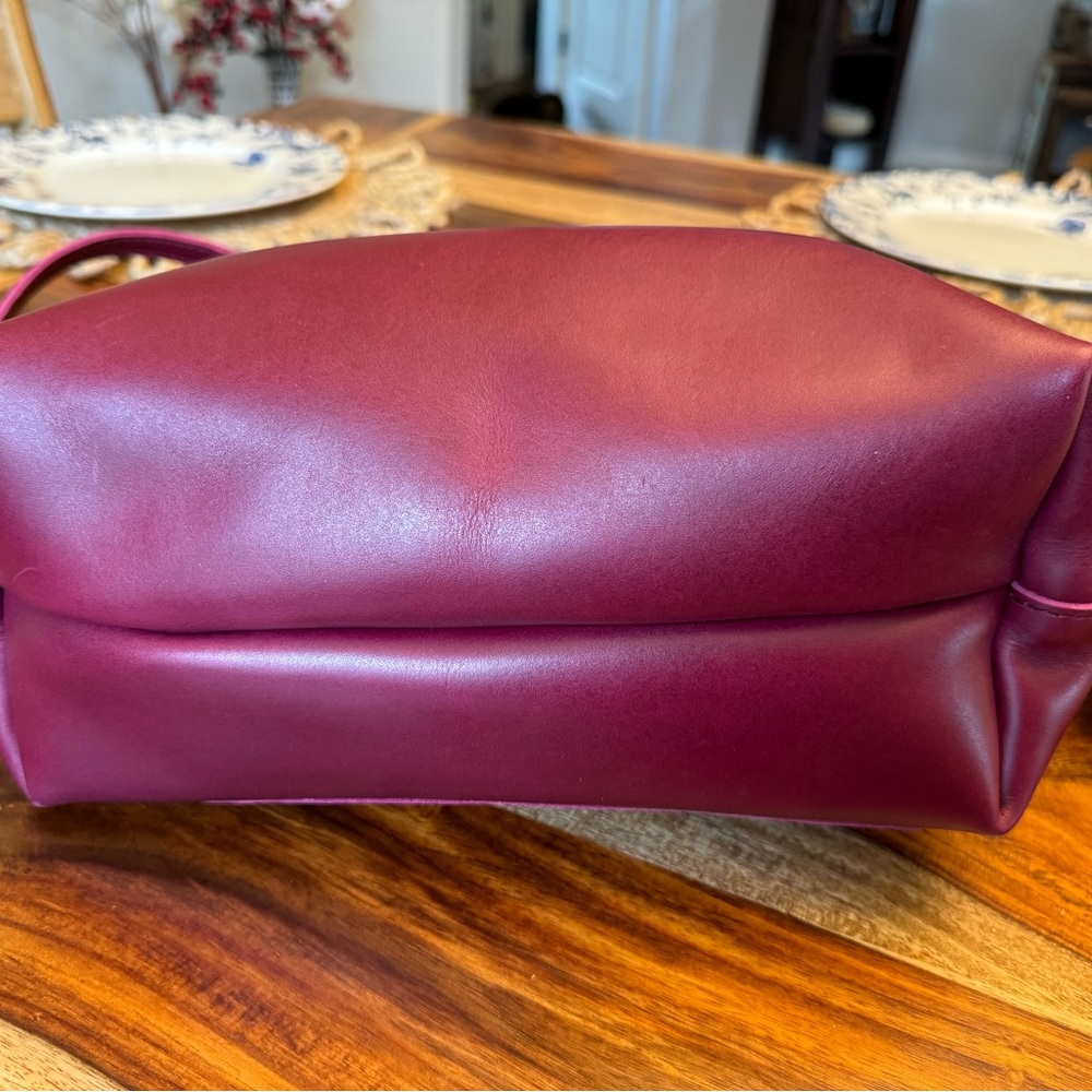 Portland Leather Crossbody Bag in Rich boysenberry - Picture 4 of 8